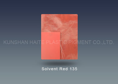 El polvo formó el tinte solvente/el valor de pH solvente del rojo del rojo 135 6.5-7